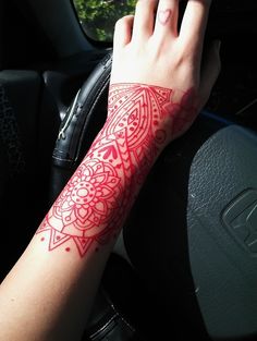 5th Avenue Goth: Red Ink Tattoos/Henna